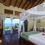 Tet Rouge Resort