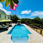 Private Villa With Large Pool & 5Min Walk To Beach