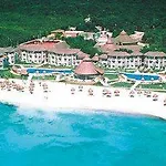 Club St. Lucia By Splash