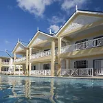 Villa Beach Cottages