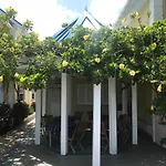 Villa Beach Cottages