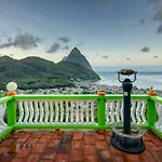 Villa Des Pitons
