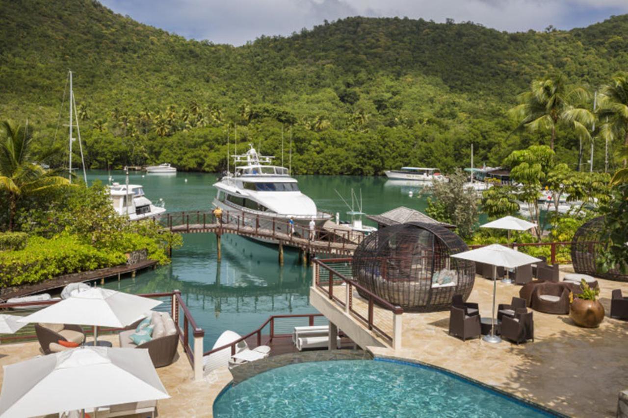 Superb Split Level Waterside Apt, Marigot Bay, St Lucia Wi Apartment