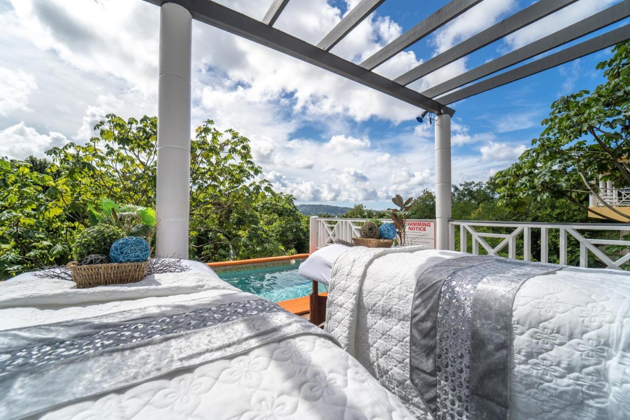Thompson Villa