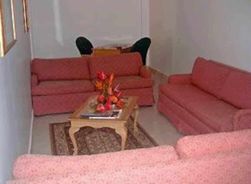 The Downtown 3* Soufriere