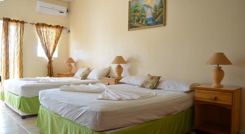 Qr Quality Cedar Palm Aparthotel