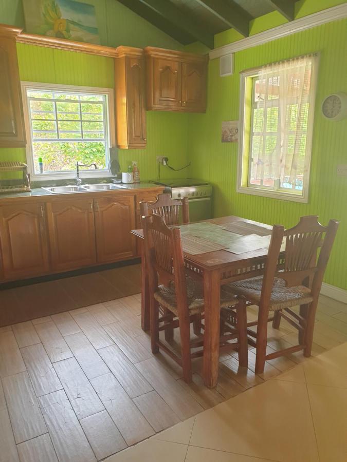 Holiday home Seawind Cottage- Traditional St.lucian Style Gros Islet