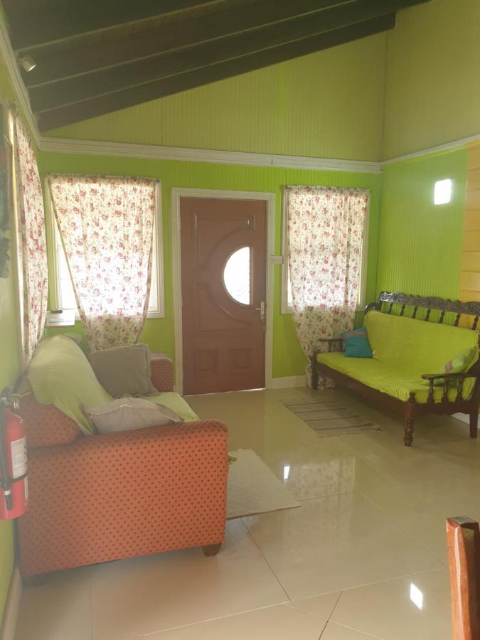Seawind Cottage- Traditional St.lucian Style * Gros Islet