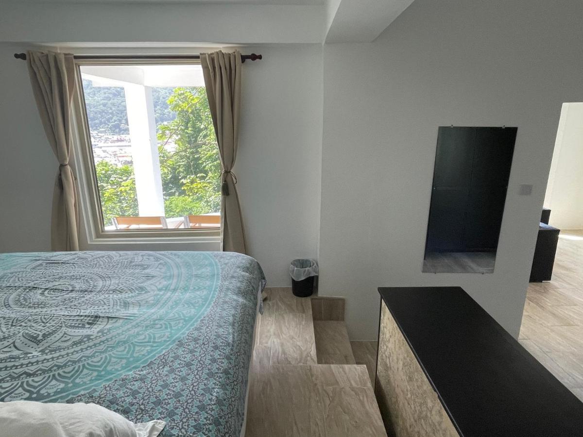 Fig & 3* Soufriere