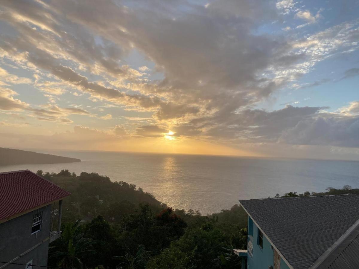 Guest house Sunset View Escape Anse La Raye