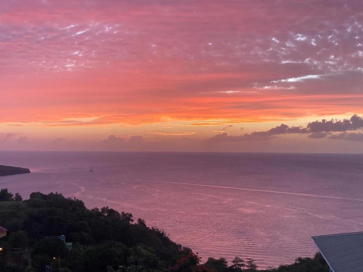Sunset View Escape