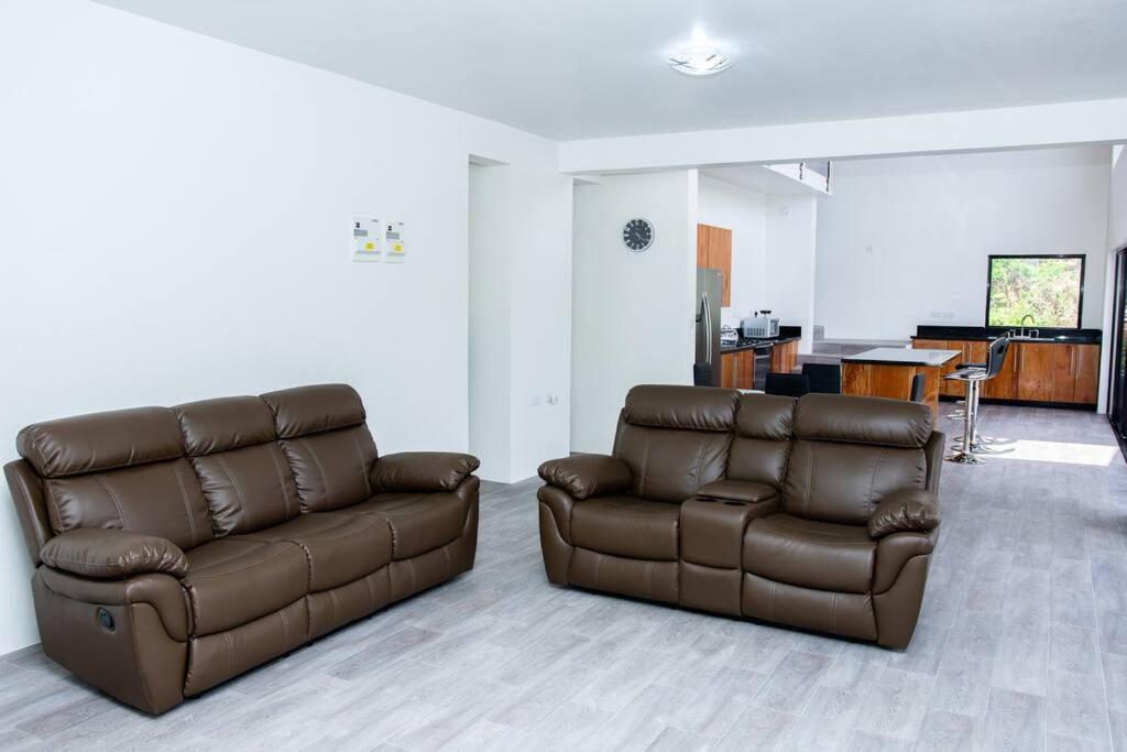 Saba - New!! $1m Piton & Ocean Views!!