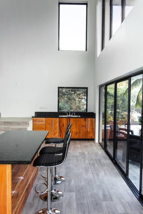 Saba - New!! $1m Piton & Ocean Views!! Villa *