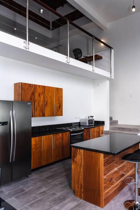 Saba - New!! $1m Piton & Ocean Views!! Villa