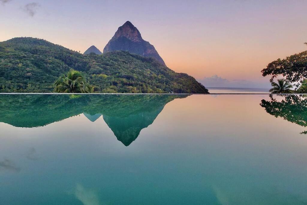 Saba - New!! $1m Piton & Ocean Views!! Villa Soufriere