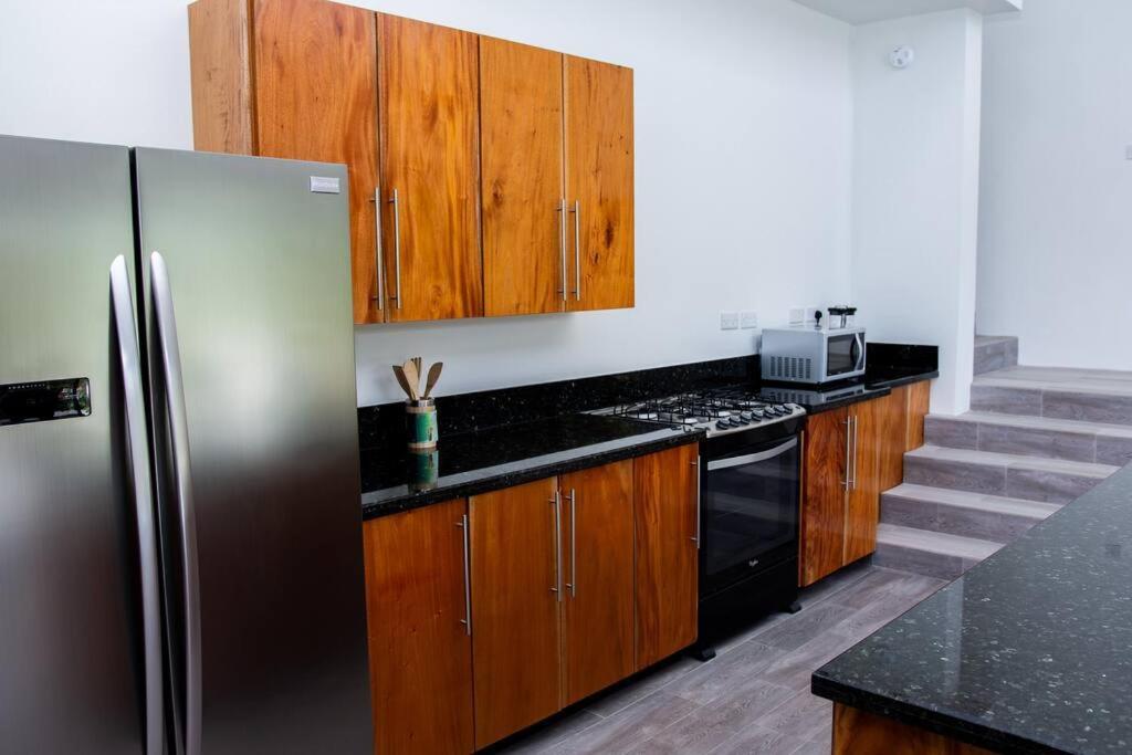Villa Saba - New!! $1m Piton & Ocean Views!! Soufriere