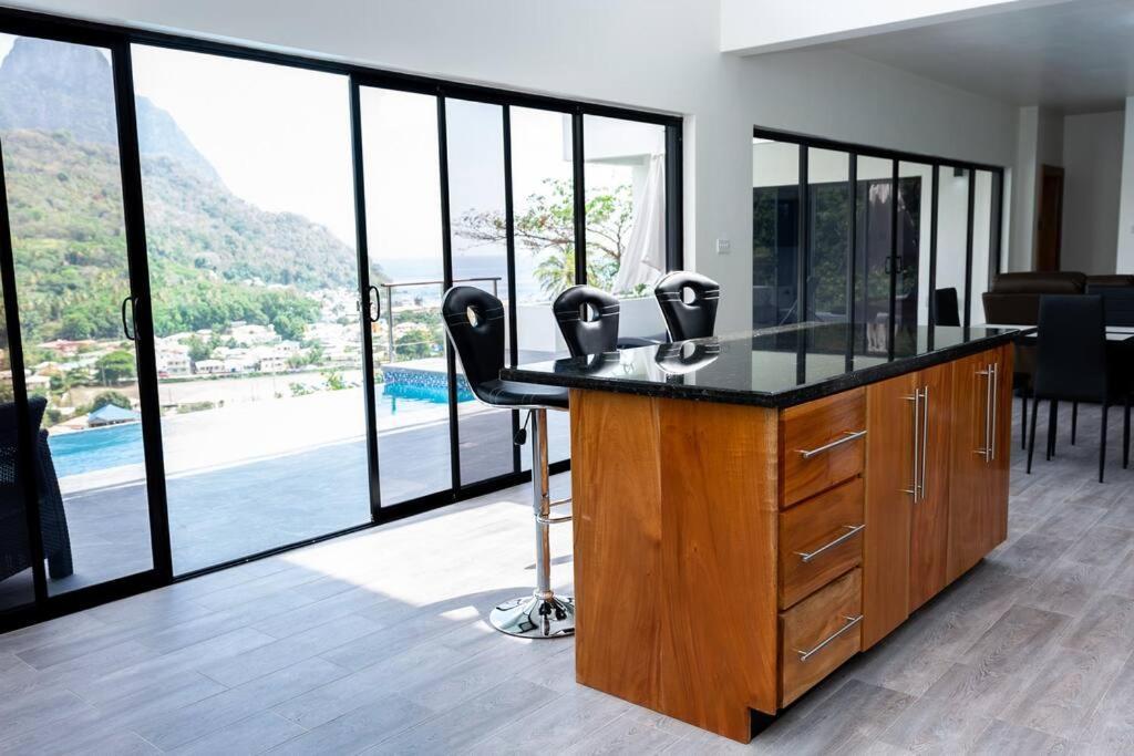 Saba - New!! $1m Piton & Ocean Views!! *