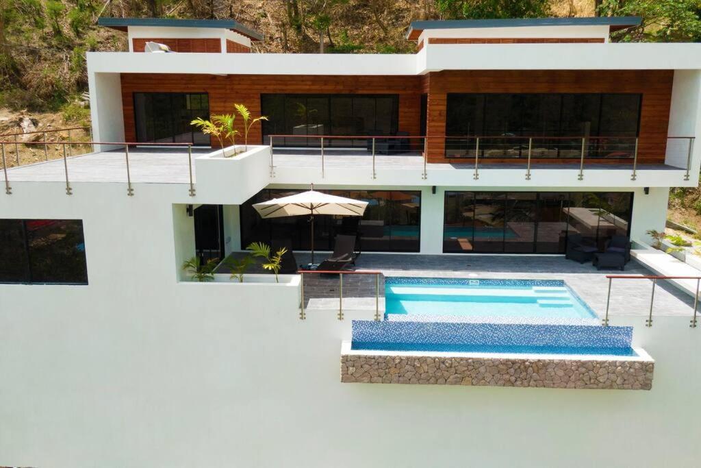 Villa Saba - New!! $1m Piton & Ocean Views!!