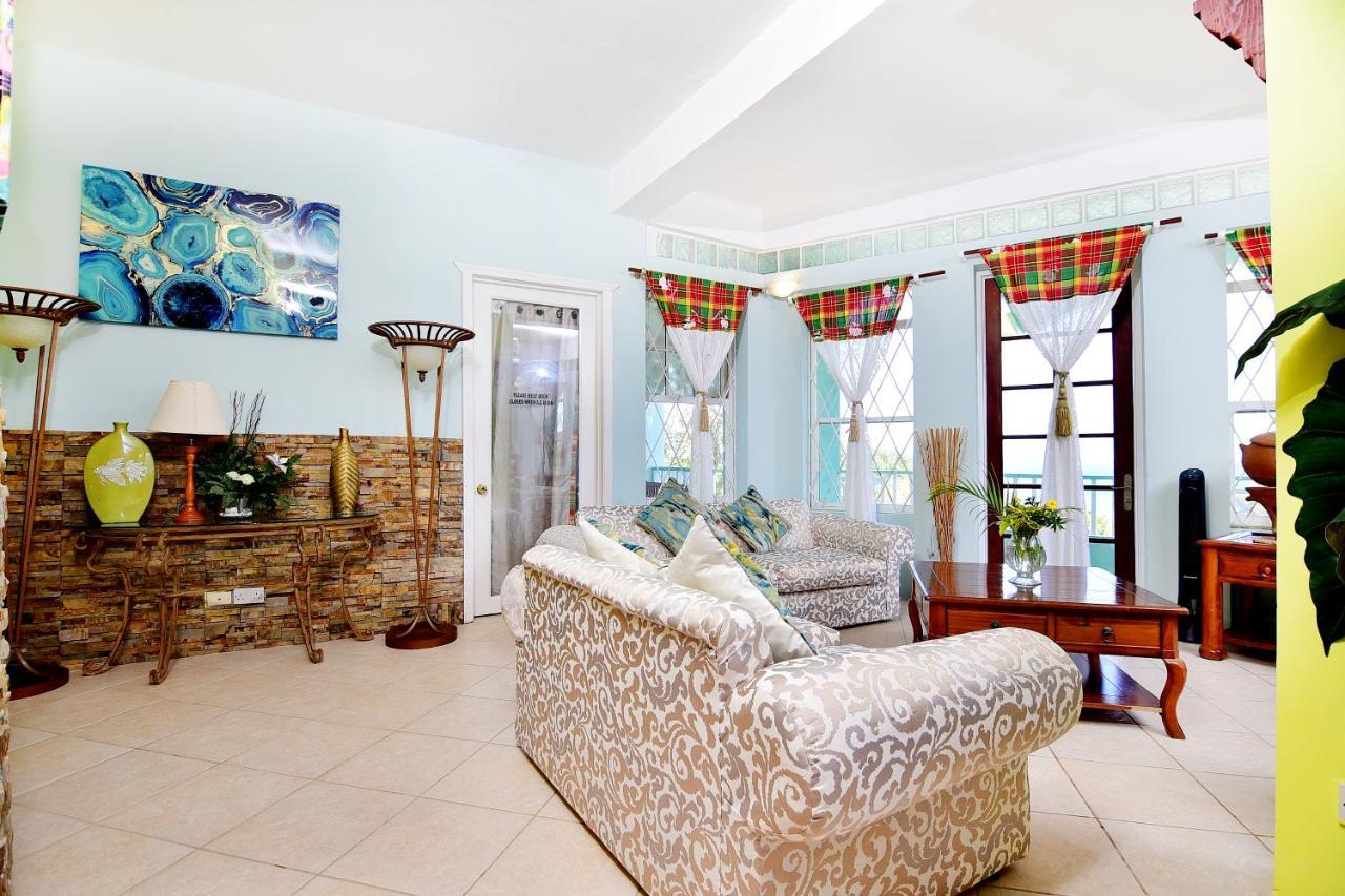 Beachfront Villa Gros Islet