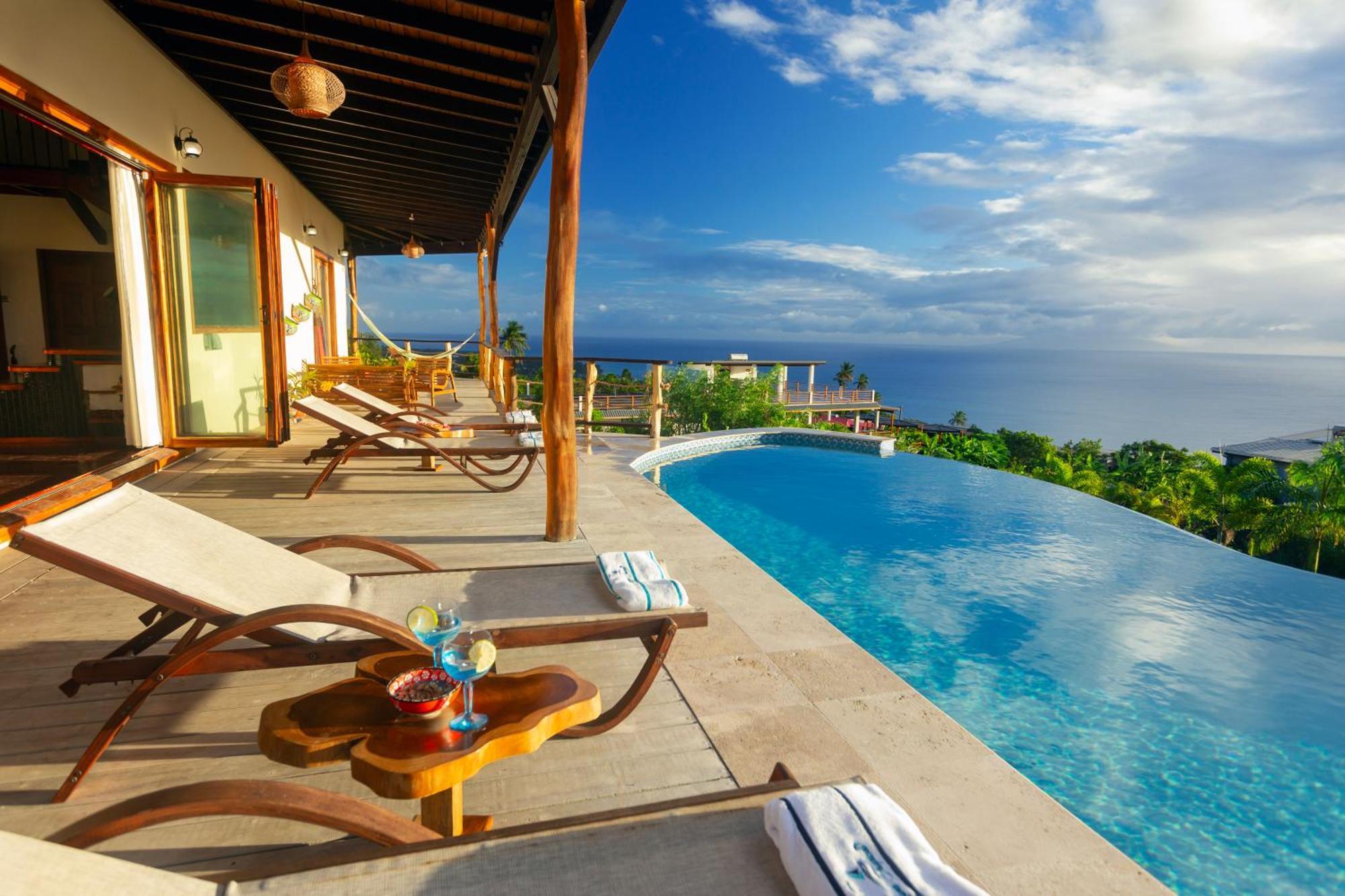 Villa Gone Tropical Luxury