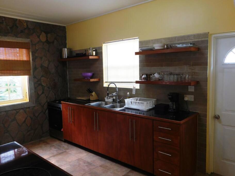Apartment Tropical Oasis Soufriere