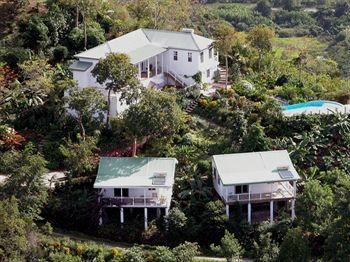 Bed & Breakfast Nature's Paradise