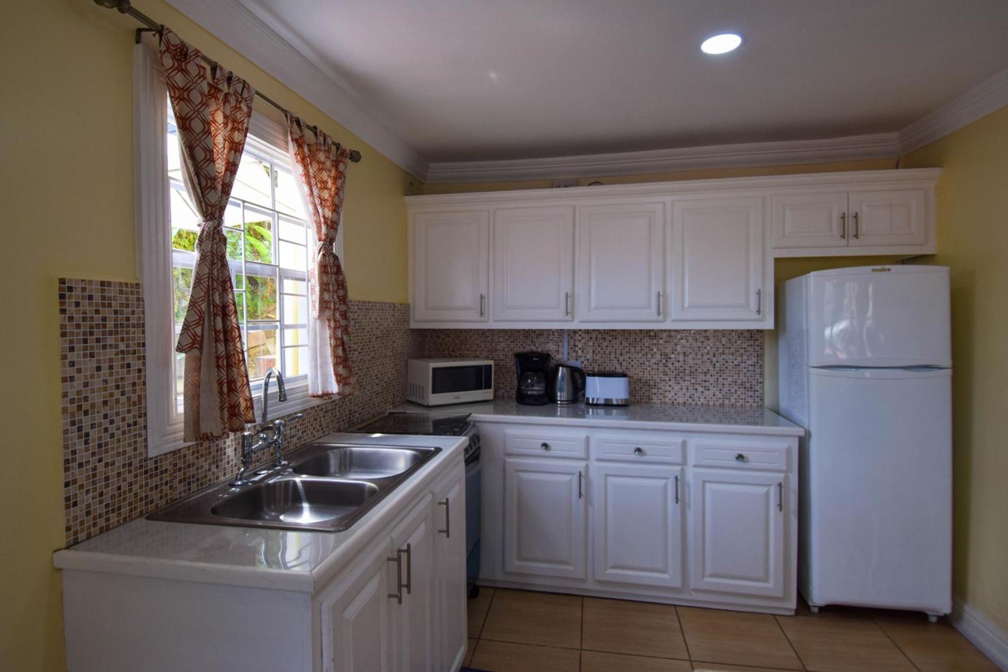 Aparthotel Sea Piton View Apartment- Location, Convenience, Modern Living 3*