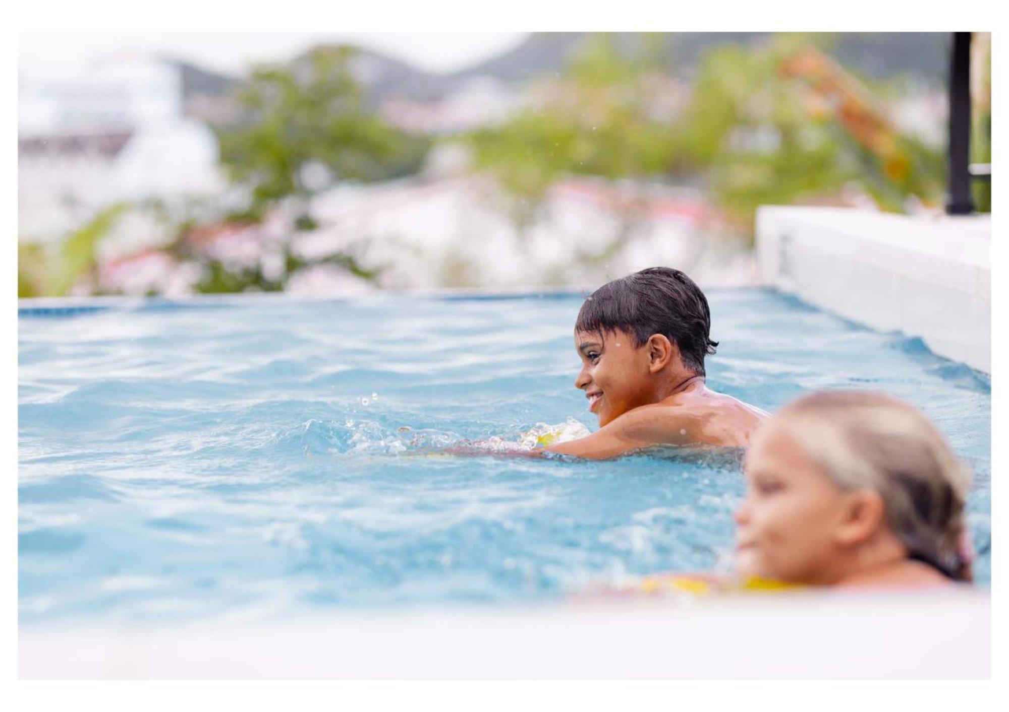 Sauna Pool Game Bliss Villa