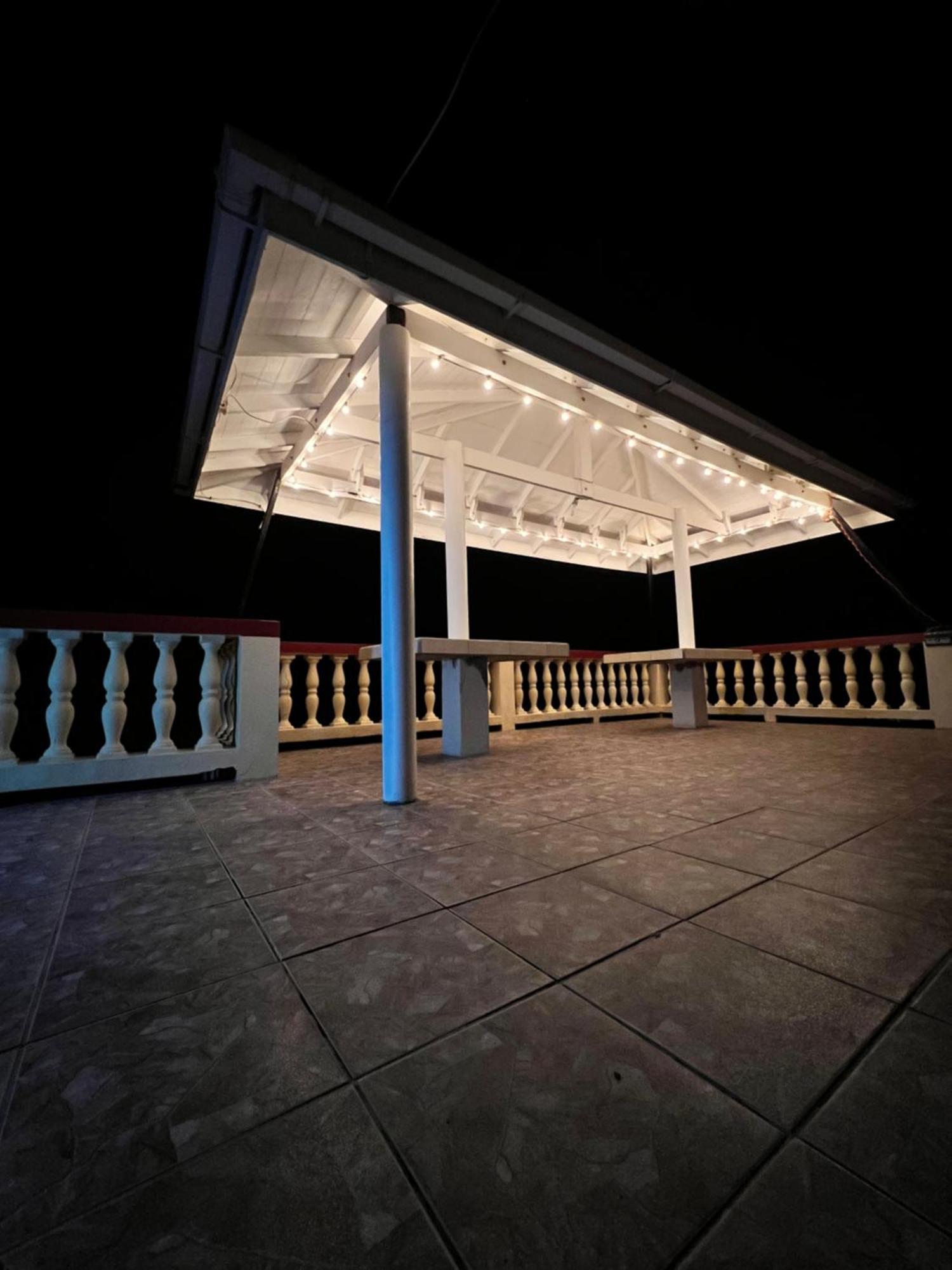 Caribbean Breeze * Gros Islet
