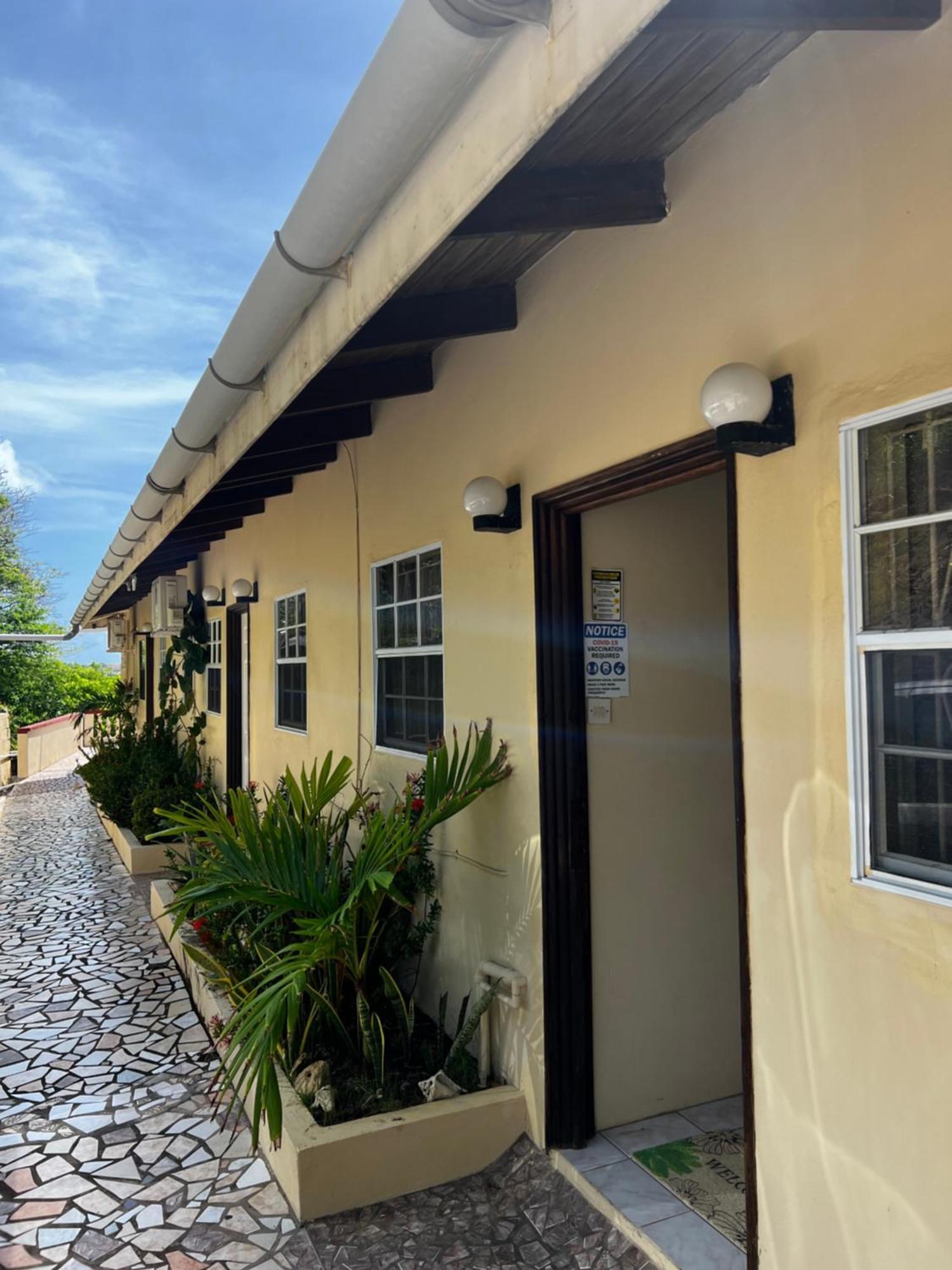 Caribbean Breeze Apartment Gros Islet