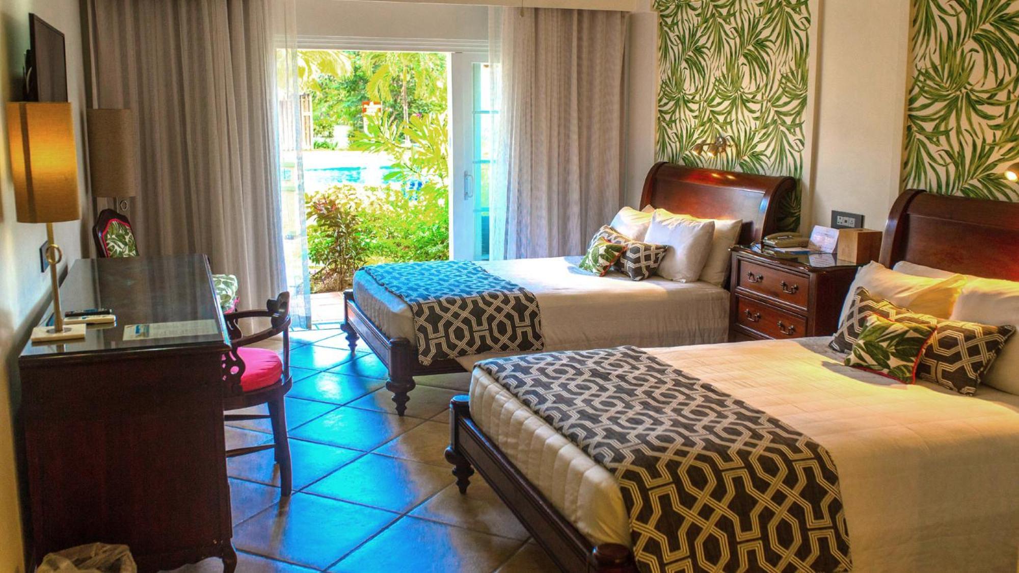 Coco Palm Resort 3*