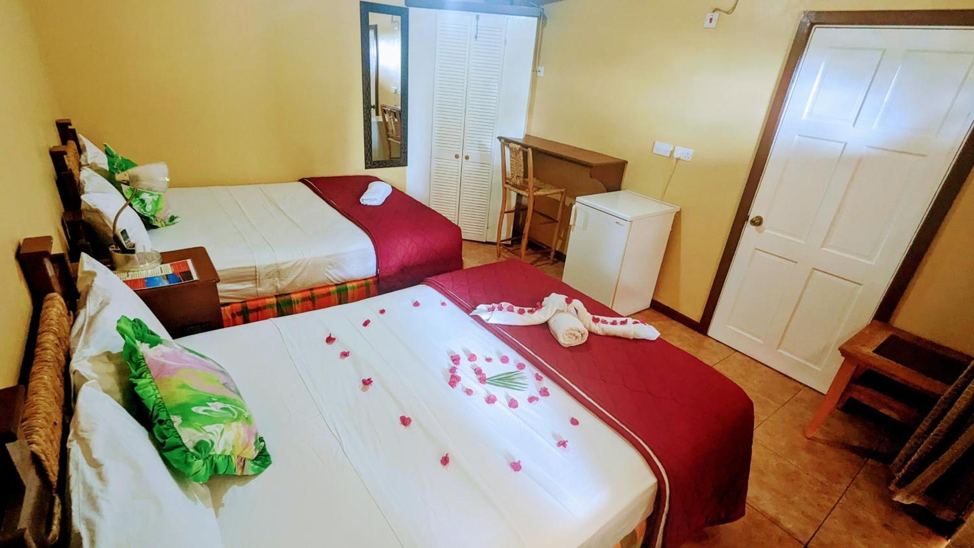 Sunset Lane Guest house Laborie