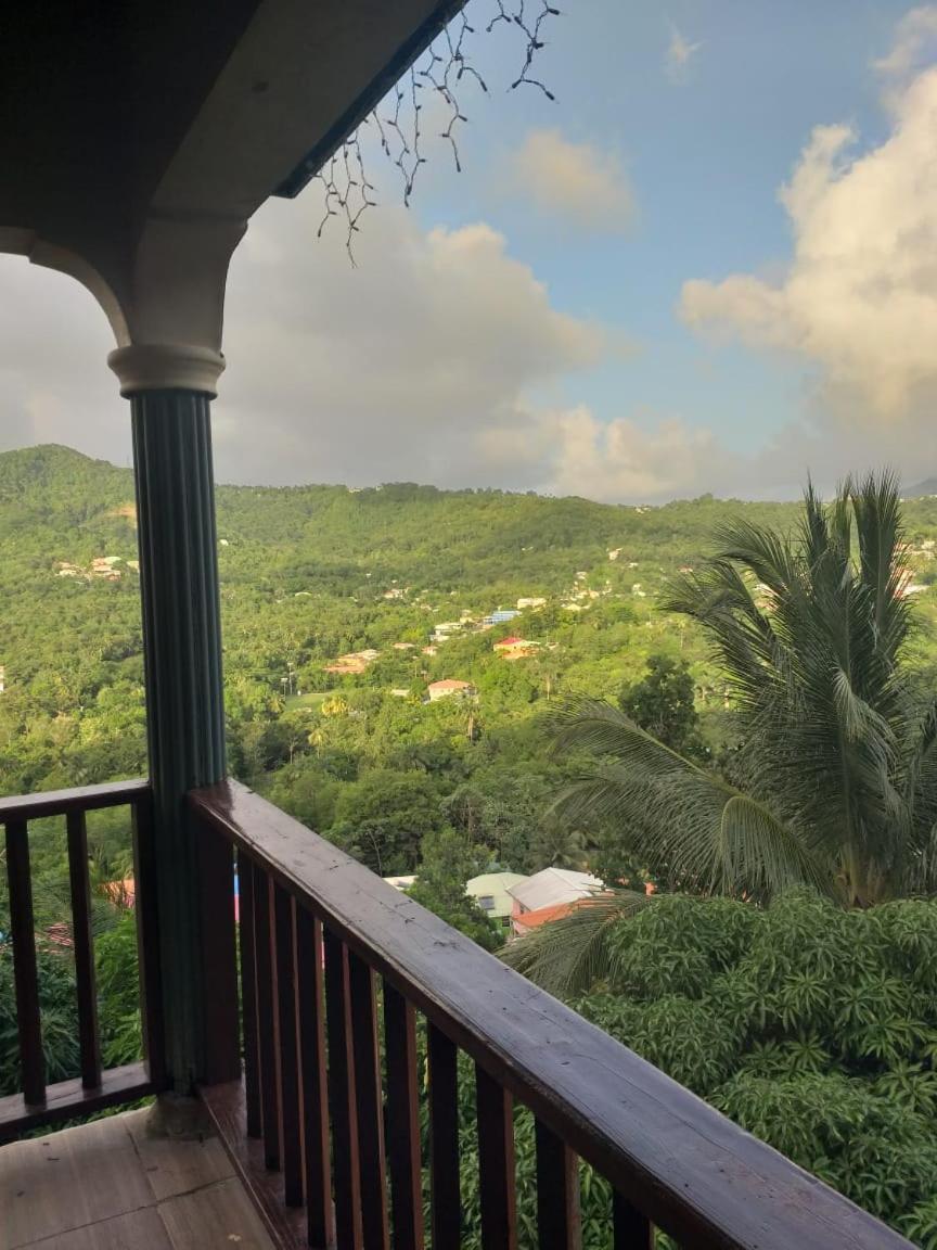 Homestay The Cherry Blossom House Castries