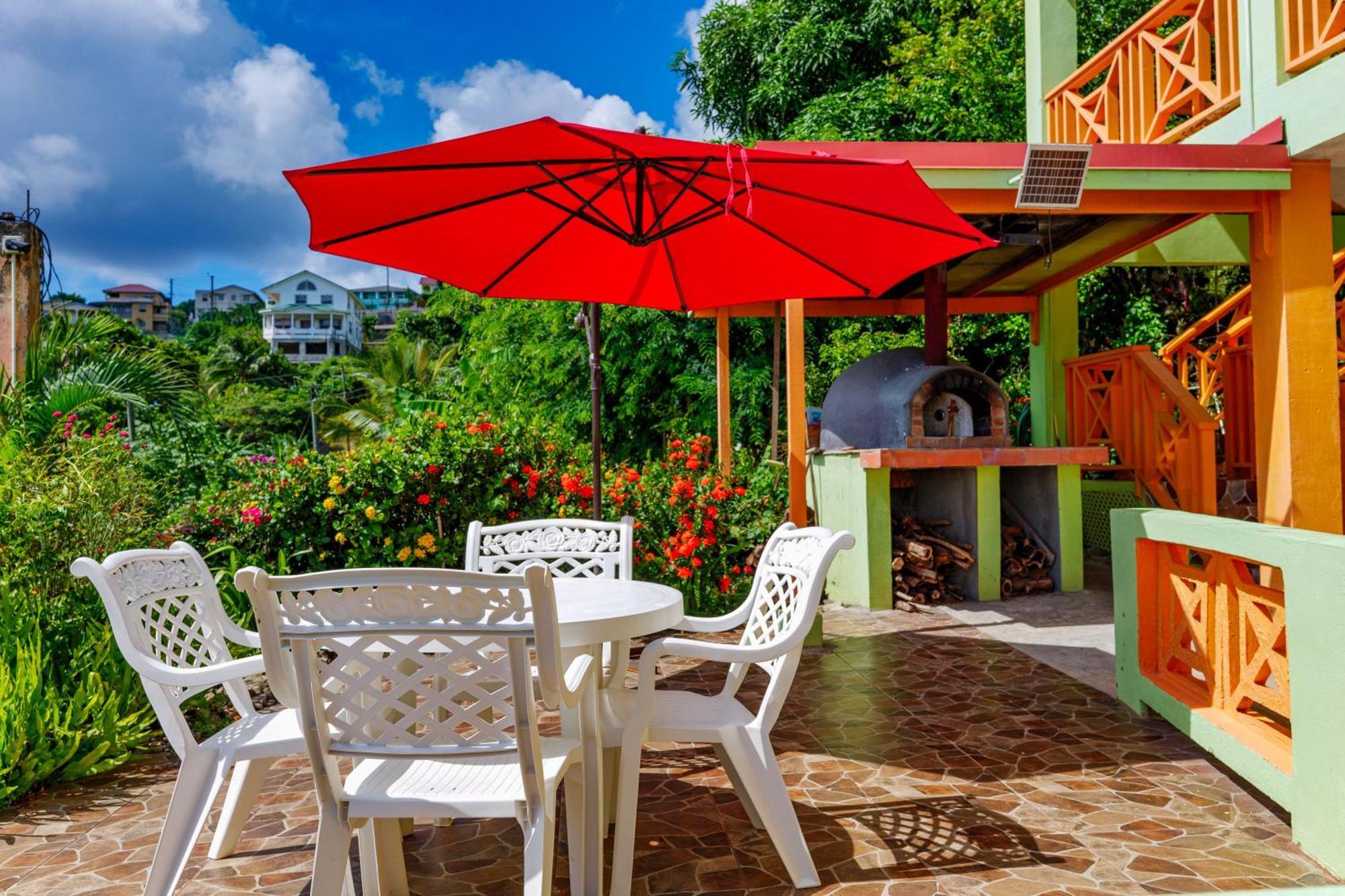 Tropical Paradise View Inn