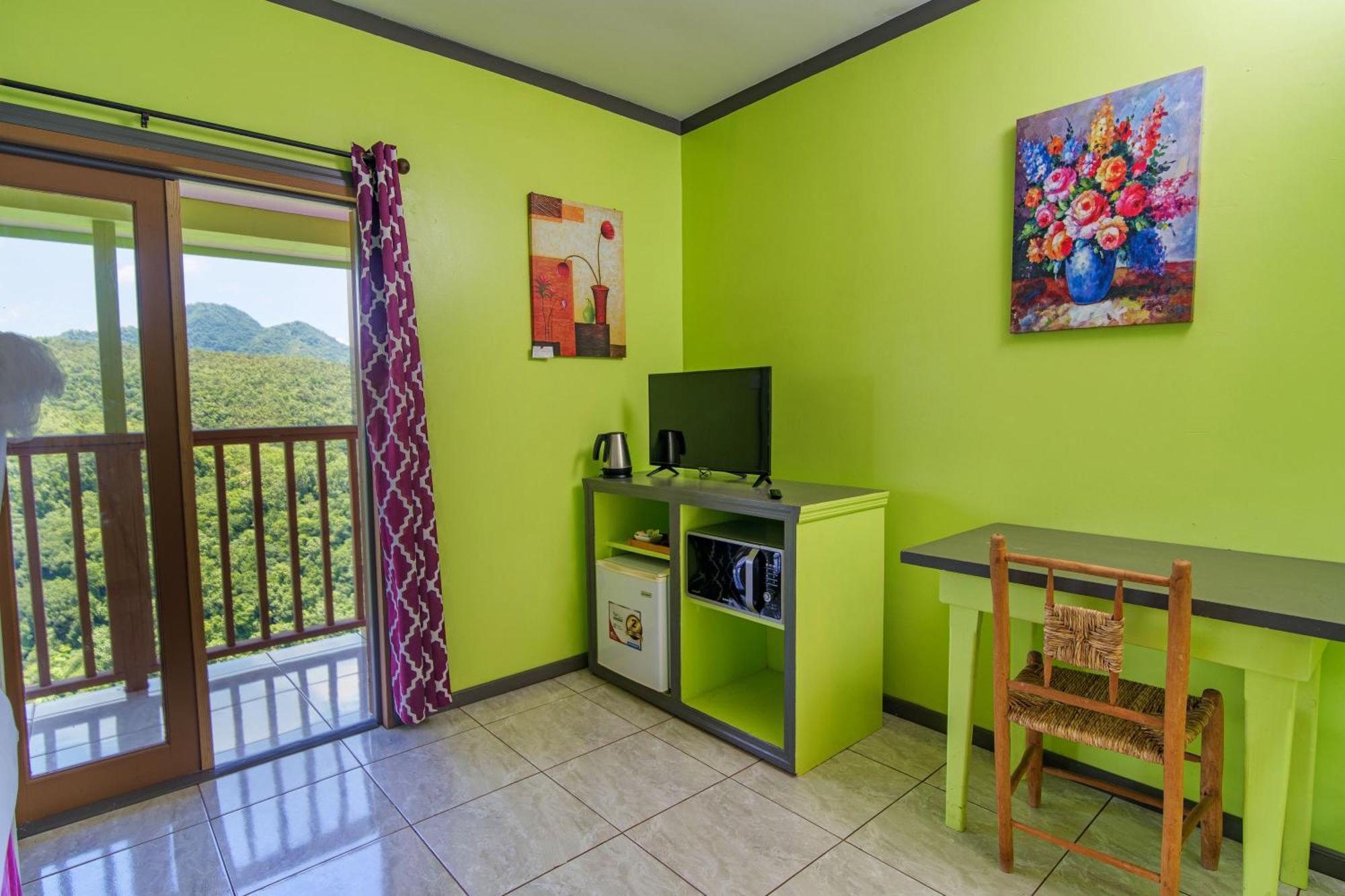 Tropical Paradise View 3* Anse La Raye