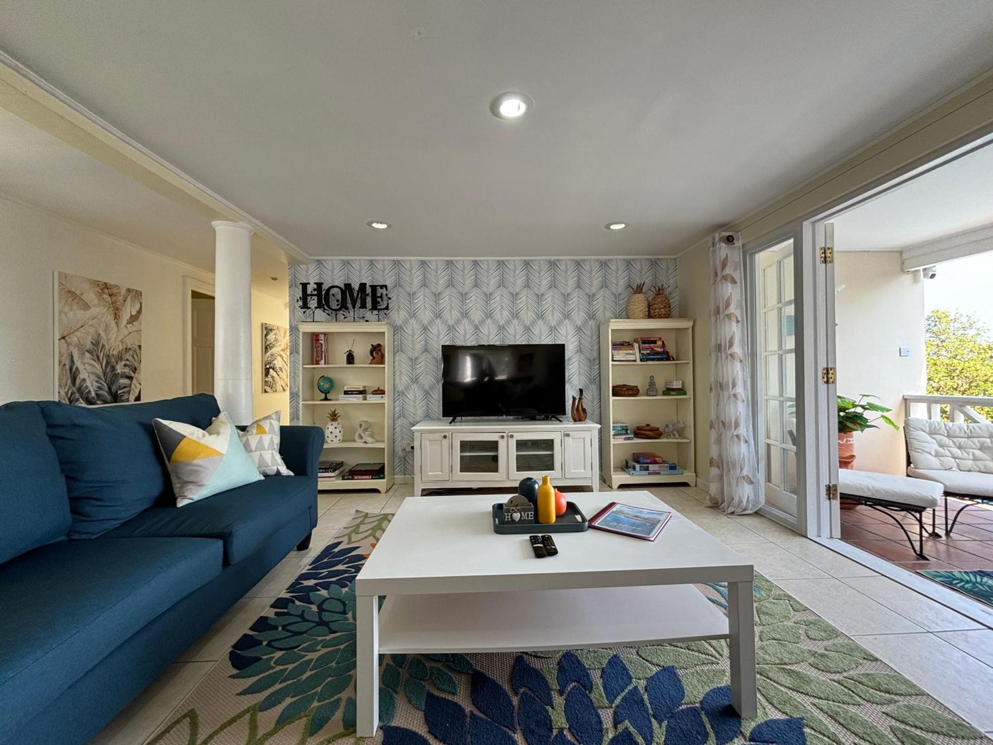 Private With Large Pool & 5min Walk To Villa *
