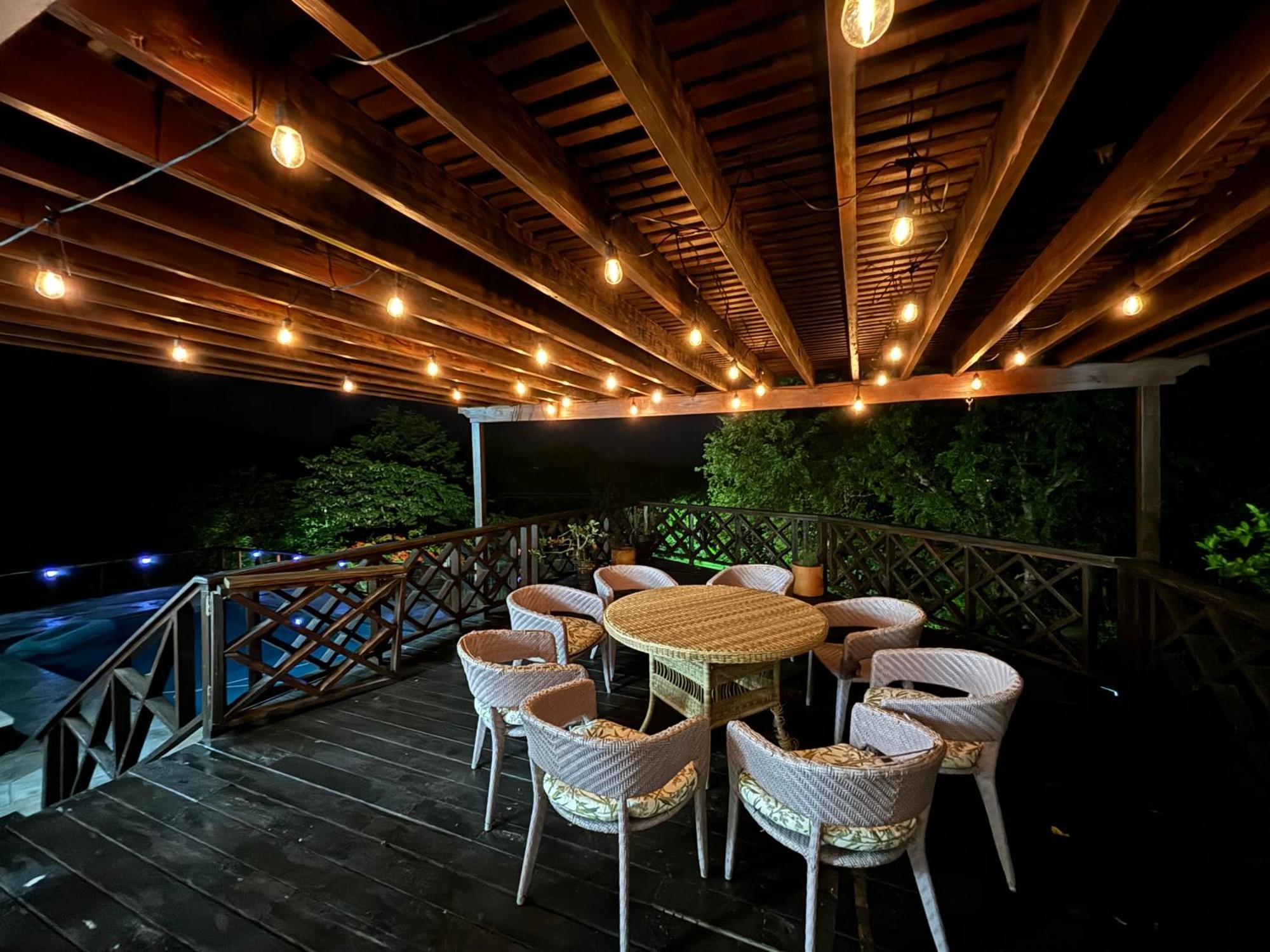 Villa Private With Large Pool & 5min Walk To Cap Estate