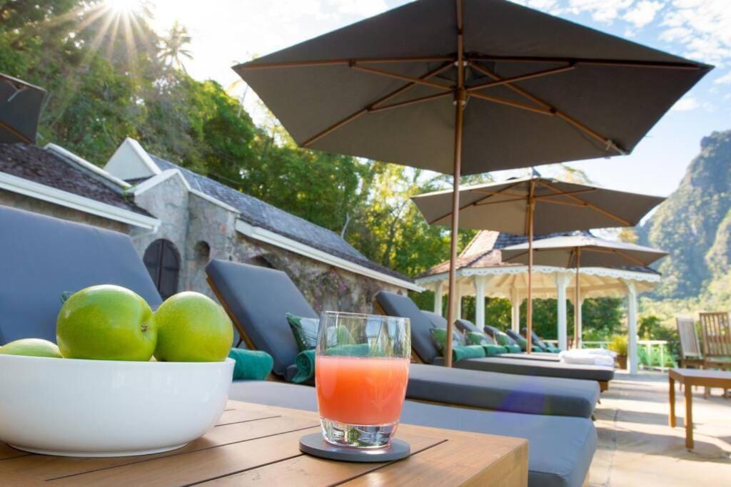Belle Coco Malgratoute St Lucia Villa *