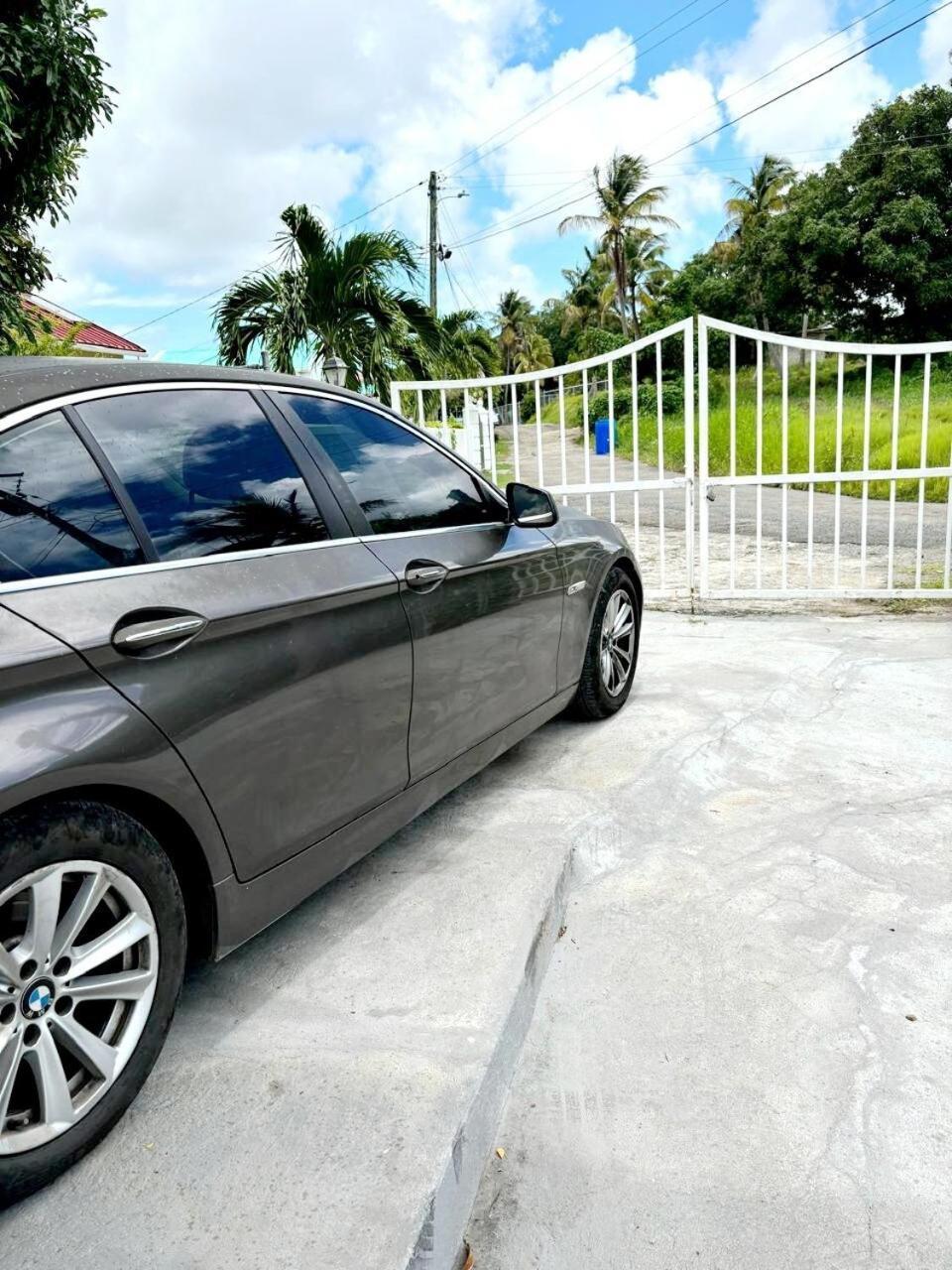Almarlene House, Spacious Sea View, Large Pool, Patios, Cot, Cook *