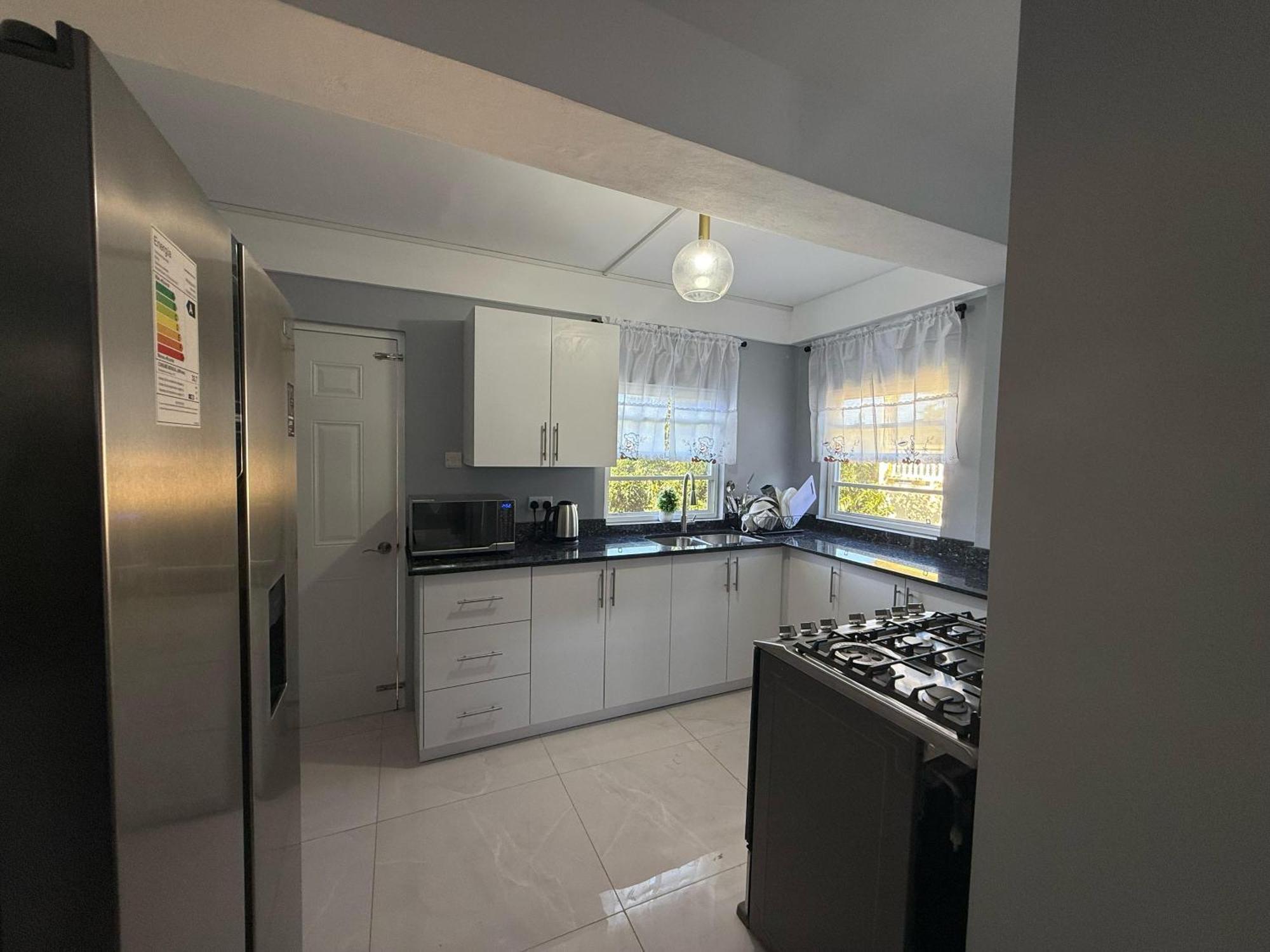 Hilltop Unit #4 Apartment
