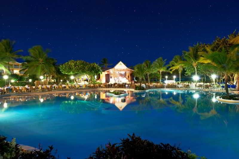 Coconut Bay & 4*
