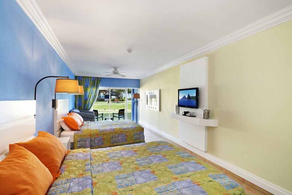 Coconut Bay & Resort 4*