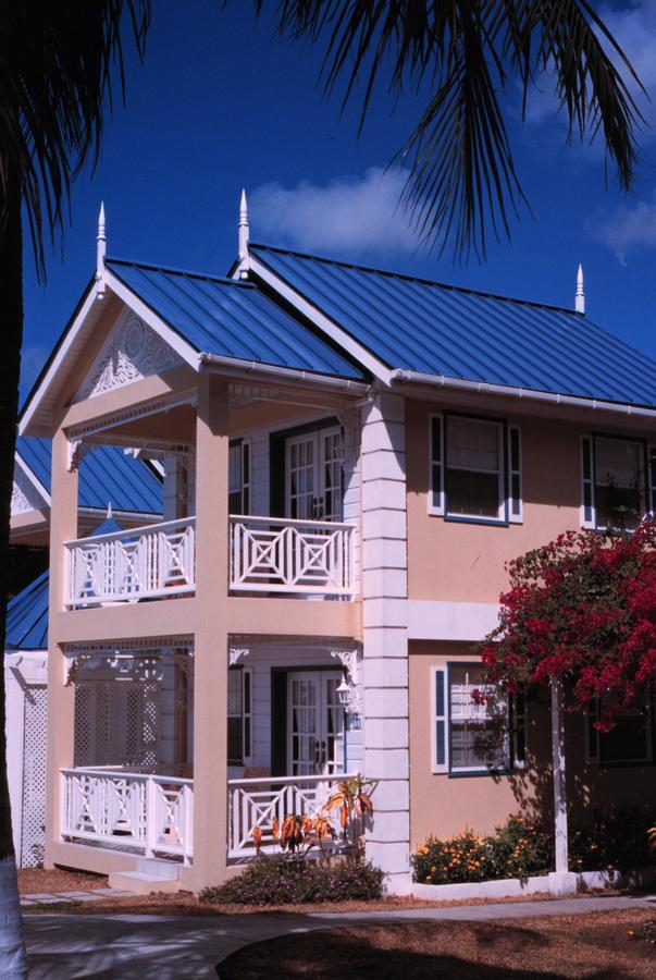 Villa Beach Cottages Resort