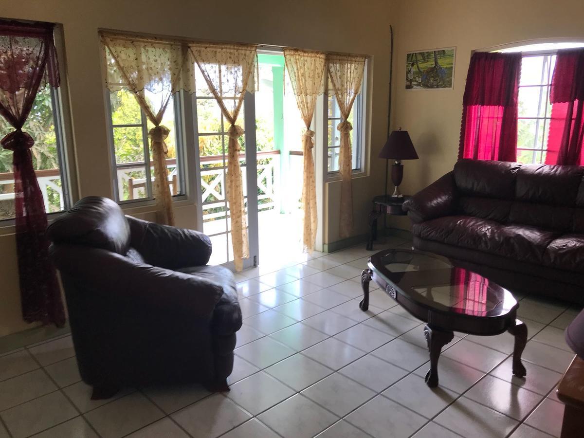 Marvey's Place Guest house Castries