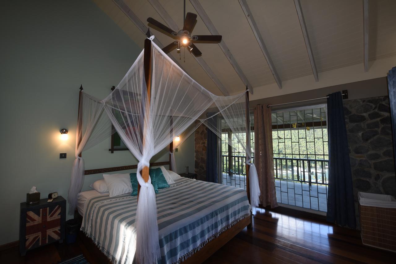 Villa The Stone House *