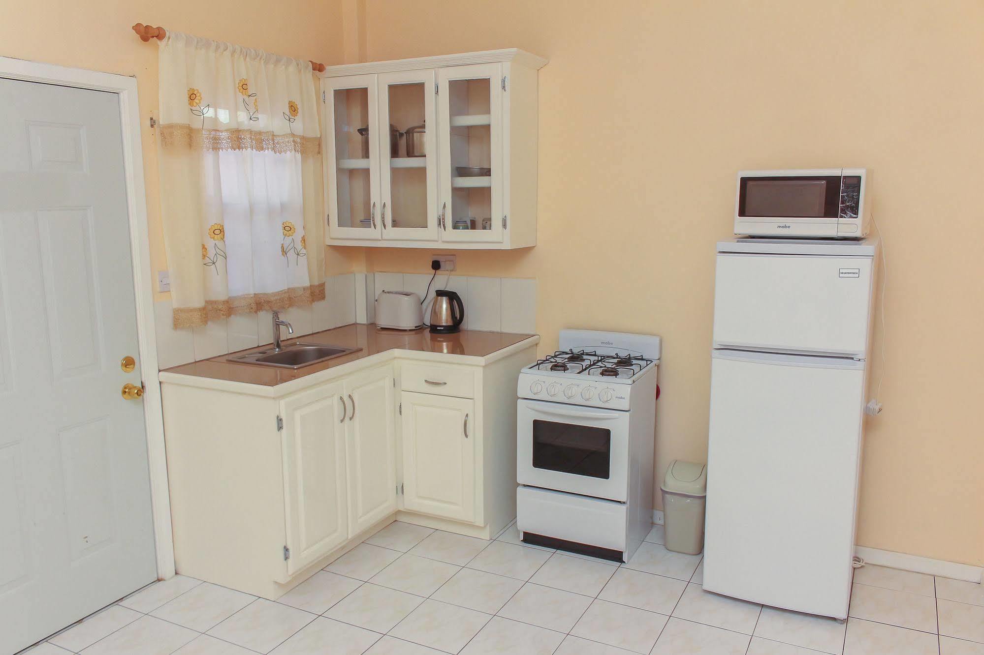 Qr Quality Cedar Palm Aparthotel Vieux Fort