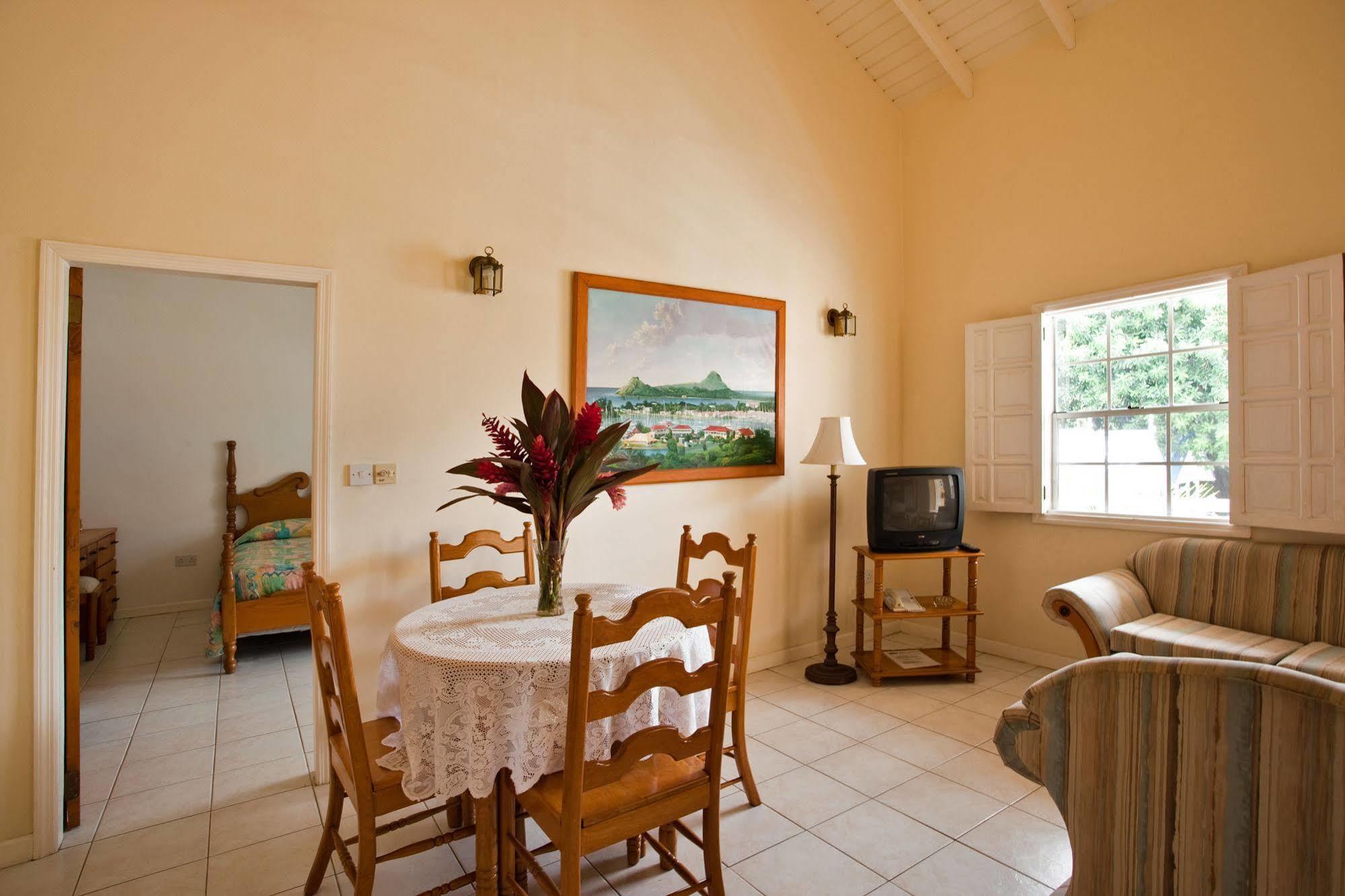 Villa Beach Cottages