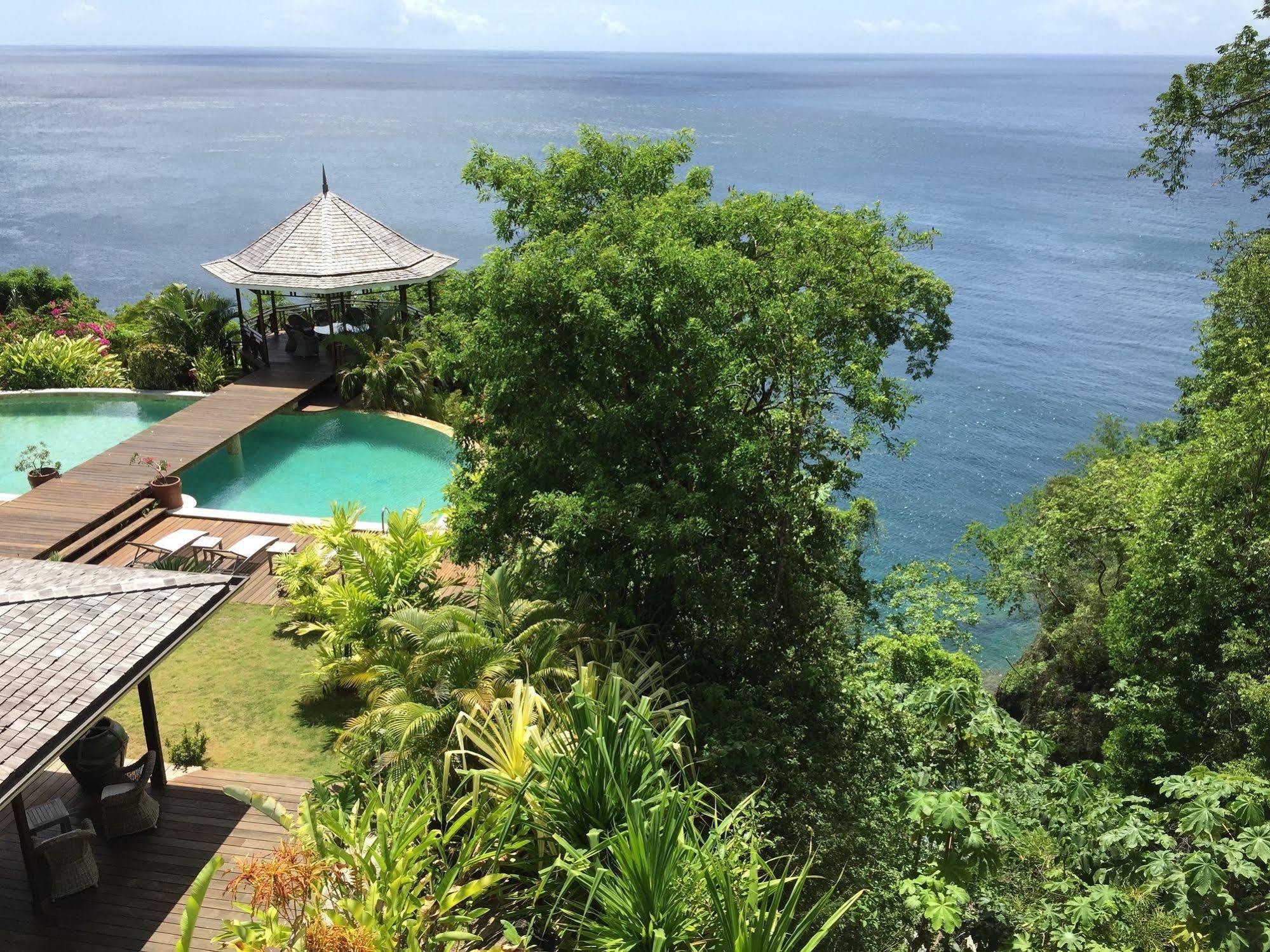 Susanna Hotel 4*