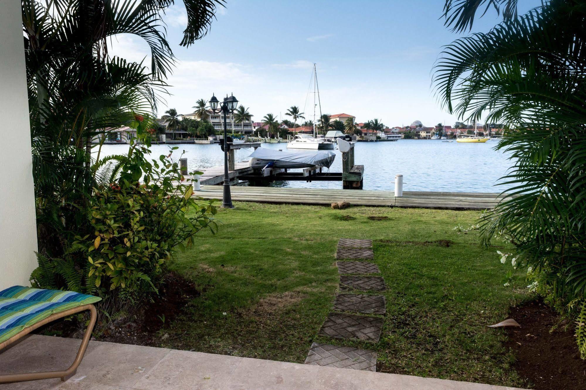 Bayview * Gros Islet