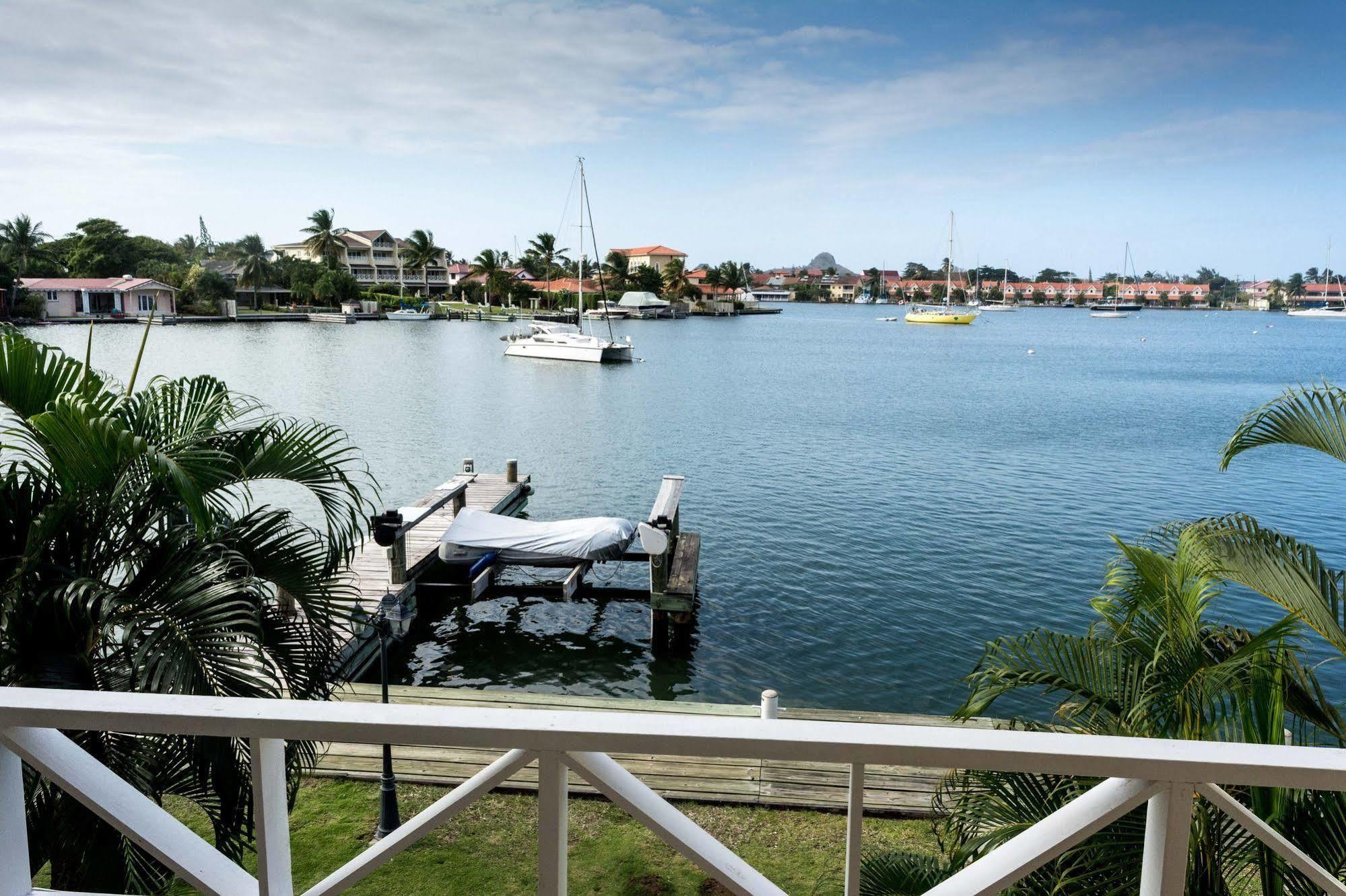 Bayview * Gros Islet